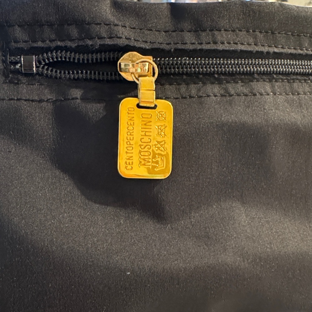 Authentic MOSCHINO pouch/coin purse/satchel with gold hardware
